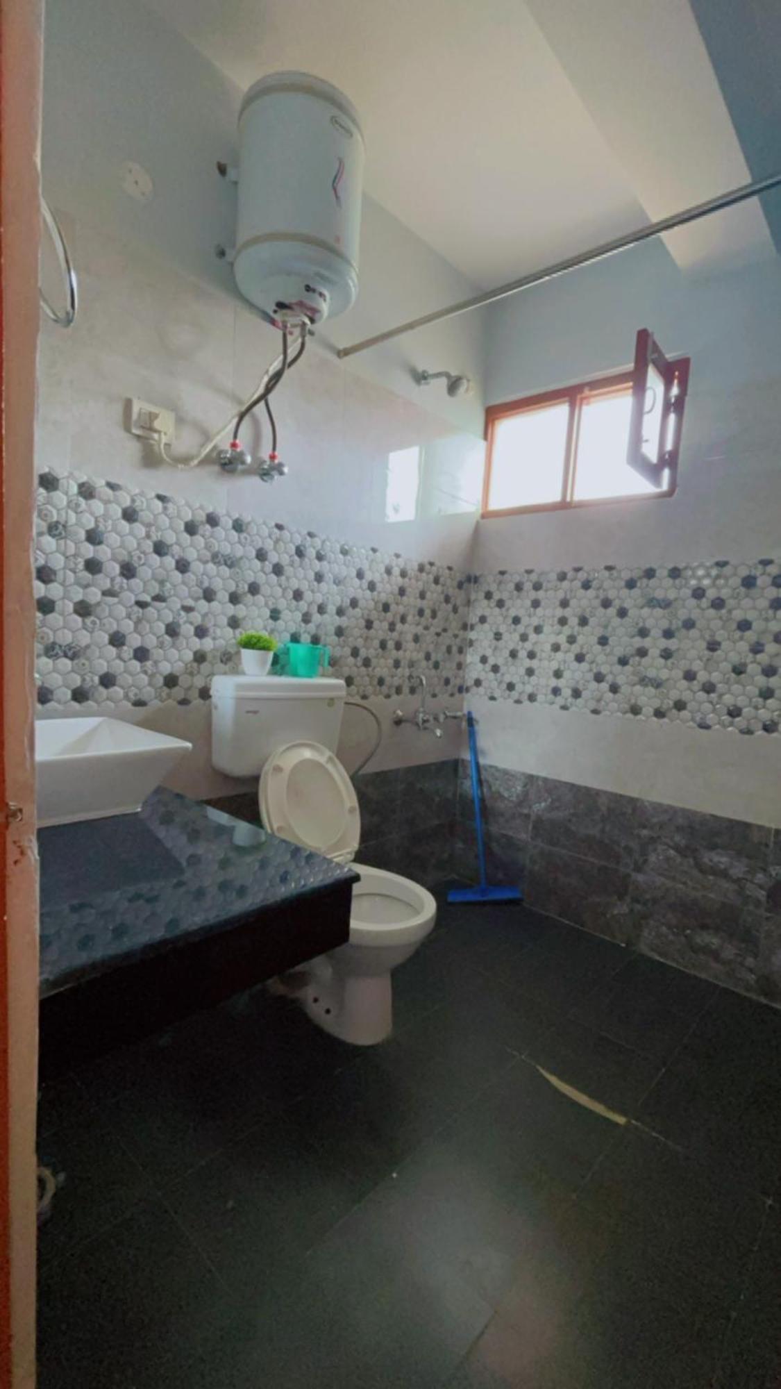 Apartament Lha Pomo Kyelang Zewnętrze zdjęcie