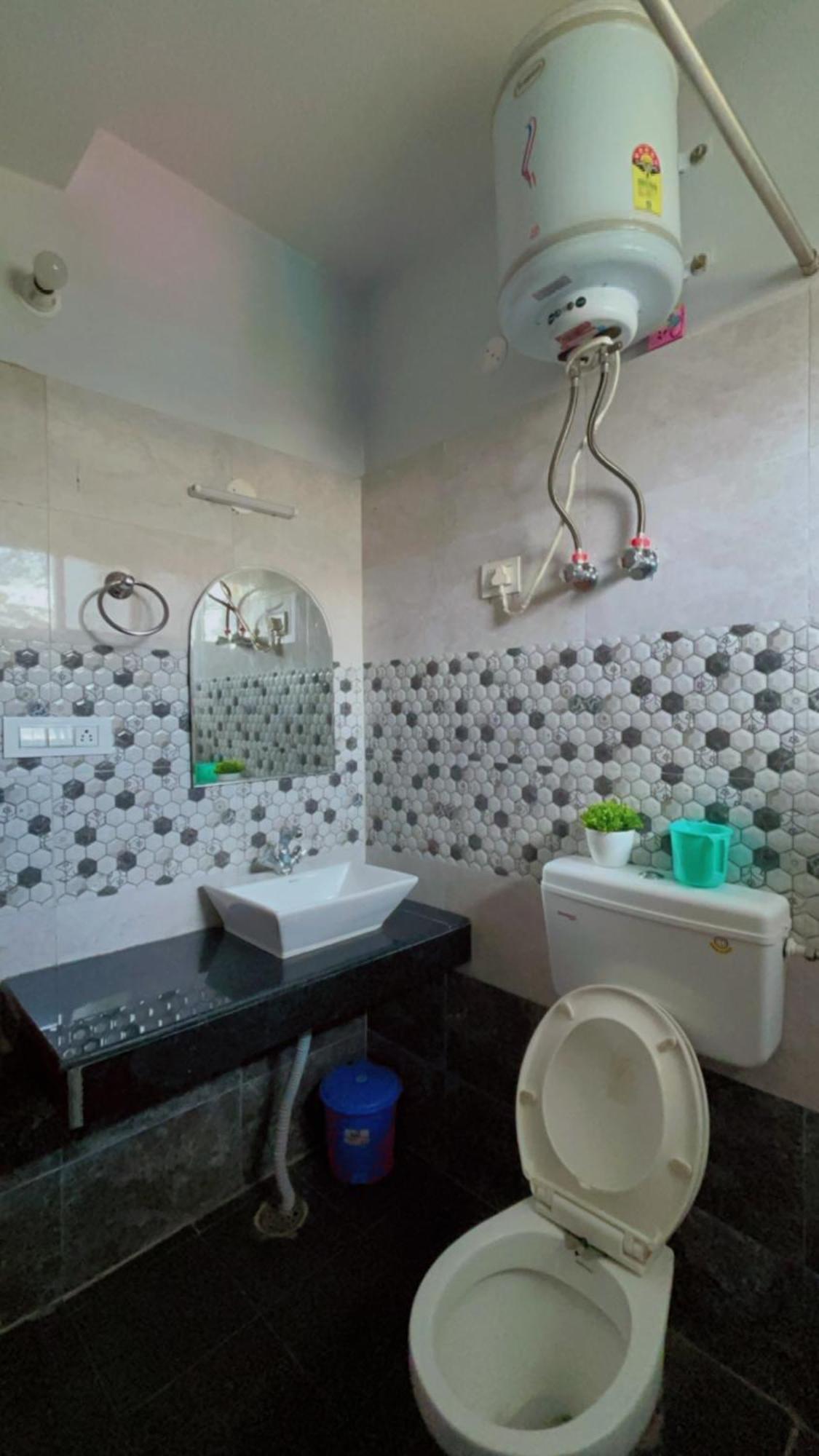 Apartament Lha Pomo Kyelang Zewnętrze zdjęcie
