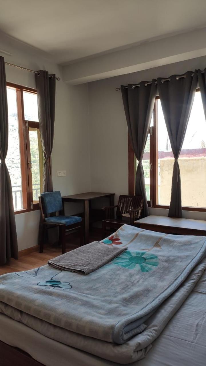 Apartament Lha Pomo Kyelang Zewnętrze zdjęcie